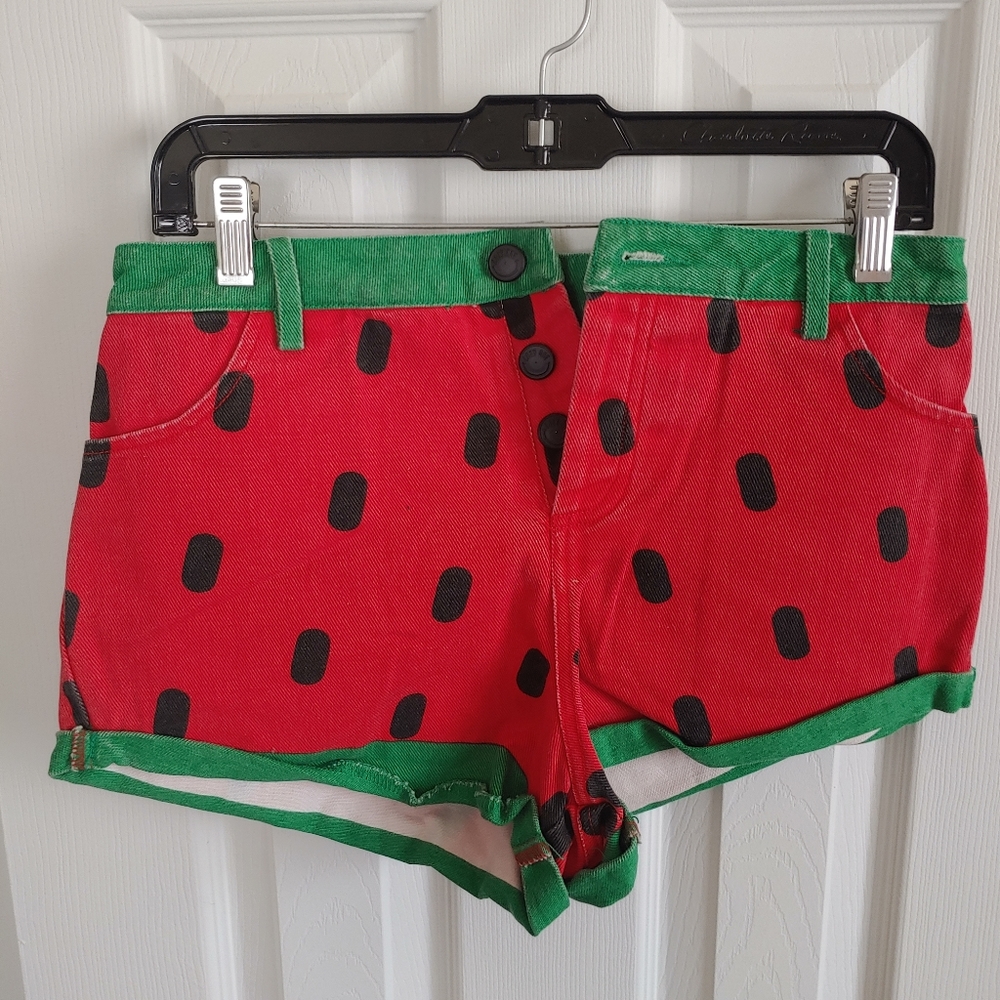 Lazy Oaf Strawberry Shorties 🍓 RARE